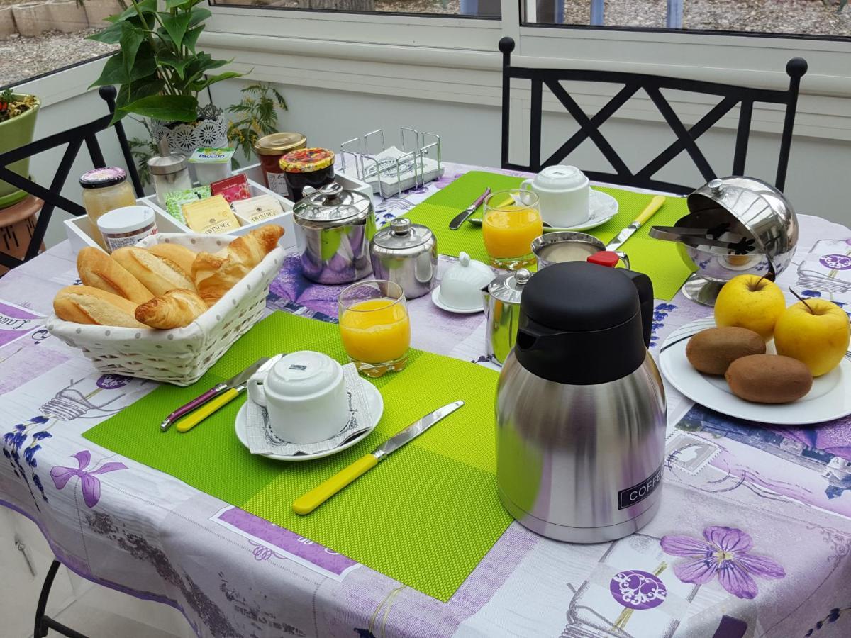 Hotel Les Lavandines Montagnac  Zewnętrze zdjęcie